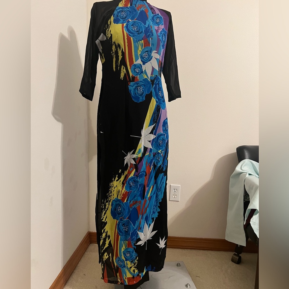 Vietnamese ao dai dress size M